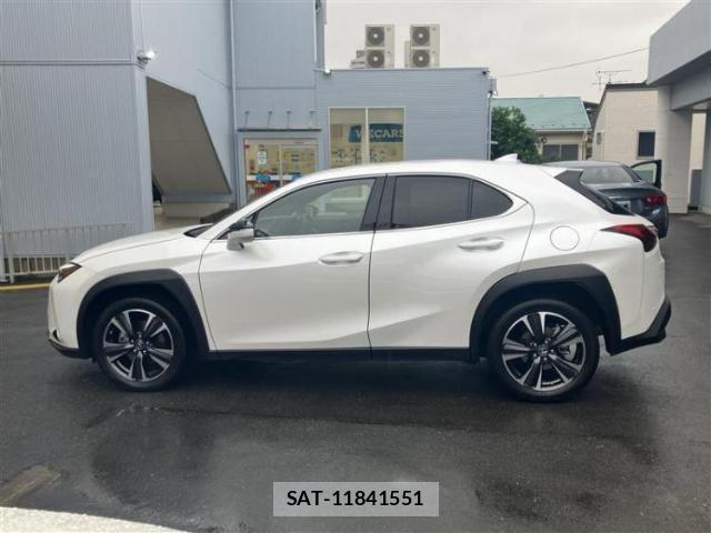 Lexus UX 2023-06 8373469-1