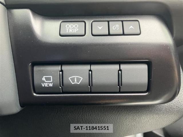 Lexus UX 2023-06 8373469-15
