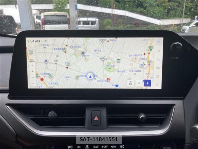 Lexus UX 2023-06 8373469-8
