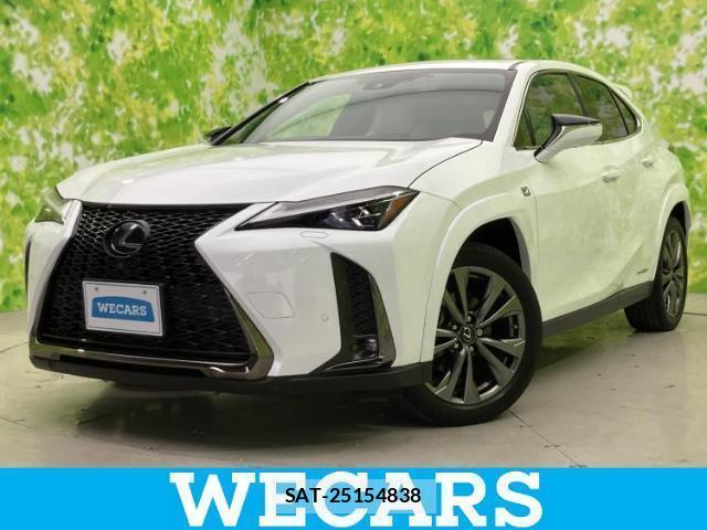 Lexus UX 2020-02 8374079-0