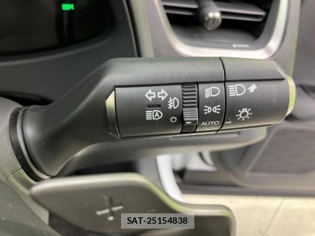 Lexus UX 2020-02 8374079-15