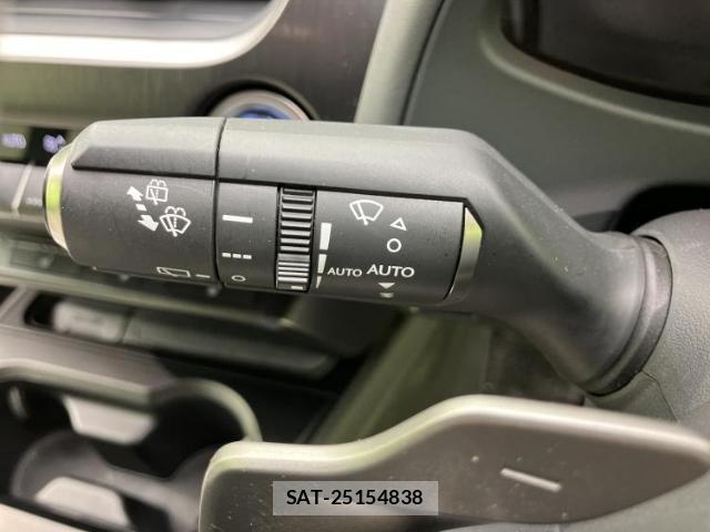 Lexus UX 2020-02 8374079-16
