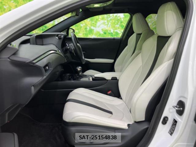 Lexus UX 2020-02 8374079-5