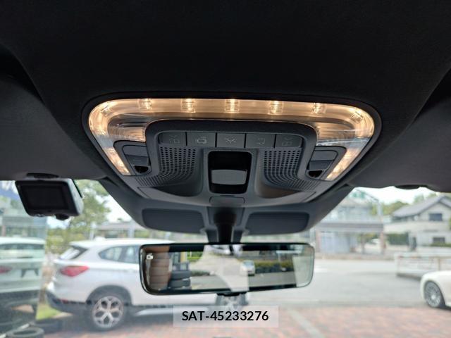 Mercedes Benz V-CLASS 2025-12 8372449-12