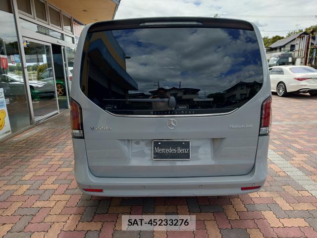 Mercedes Benz V-CLASS 2025-12 8372449-5