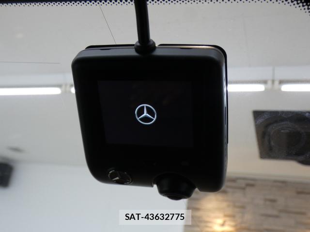 Mercedes Benz V-CLASS 2023-09 8373021-9