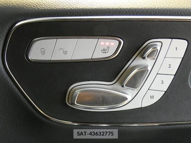 Mercedes Benz V-CLASS 2023-09 8373021-10