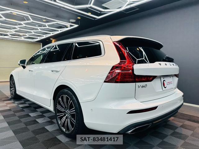 Volvo V60 2018-12 8373892-10