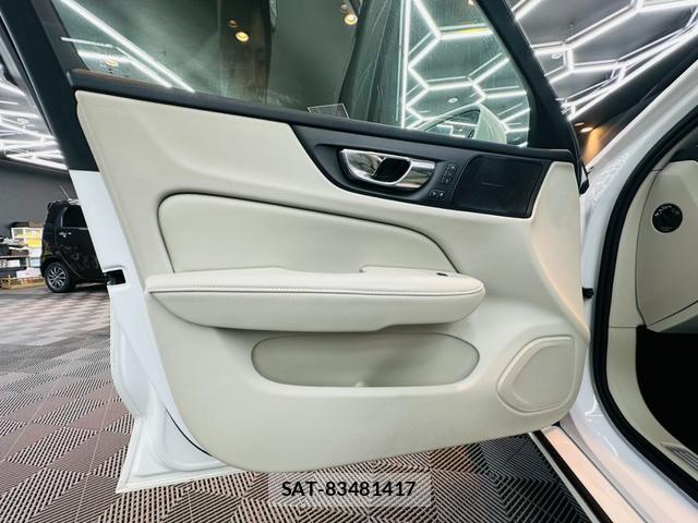 Volvo V60 2018-12 8373892-12