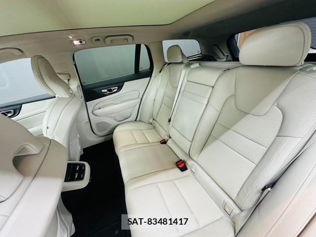 Volvo V60 2018-12 8373892-4