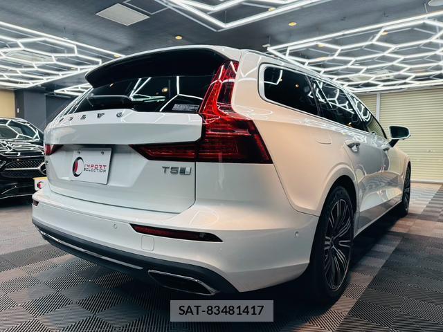 Volvo V60 2018-12 8373892-8