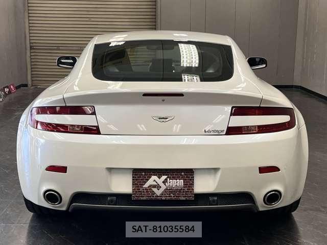 Aston Martin V8 2008-01 8374353-6