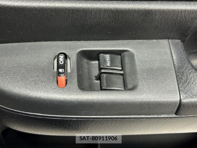Honda VAMOS HOBIO 2018-02 8373580-16