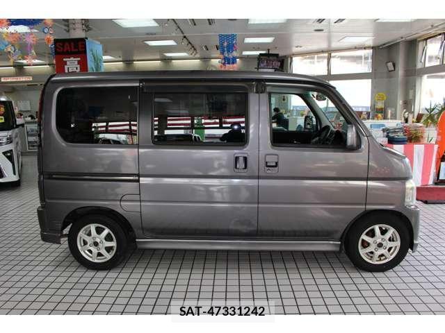 Honda VAMOS 2014-08 8373771-3