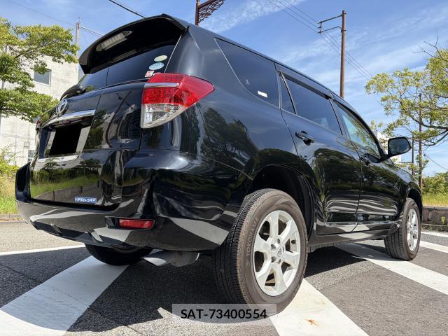 Toyota VANGUARD 2011-09 8372540-13