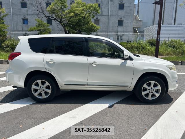 Toyota VANGUARD 2013-07 8372544-3