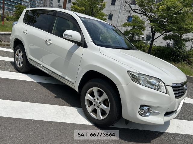 Toyota VANGUARD 2012-06 8372546-11