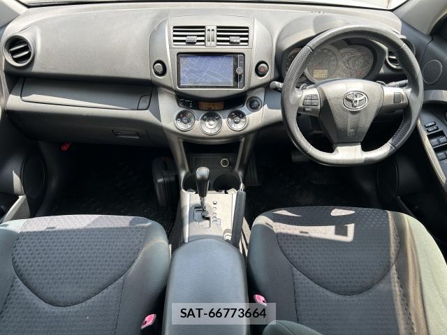 Toyota VANGUARD 2012-06 8372546-2