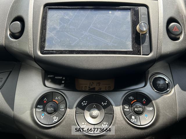 Toyota VANGUARD 2012-06 8372546-4