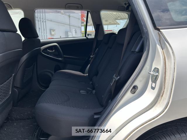 Toyota VANGUARD 2012-06 8372546-6
