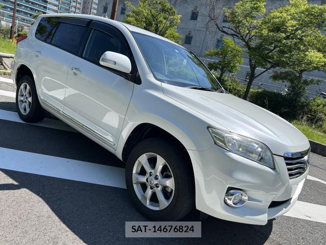 Toyota VANGUARD 2011-08 8372547-11