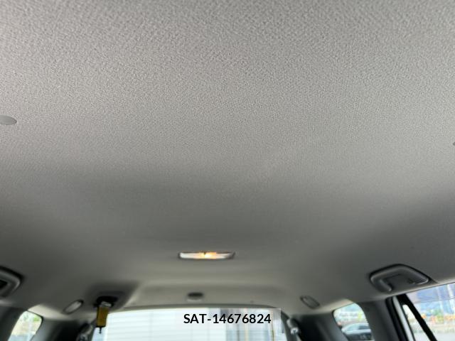 Toyota VANGUARD 2011-08 8372547-16