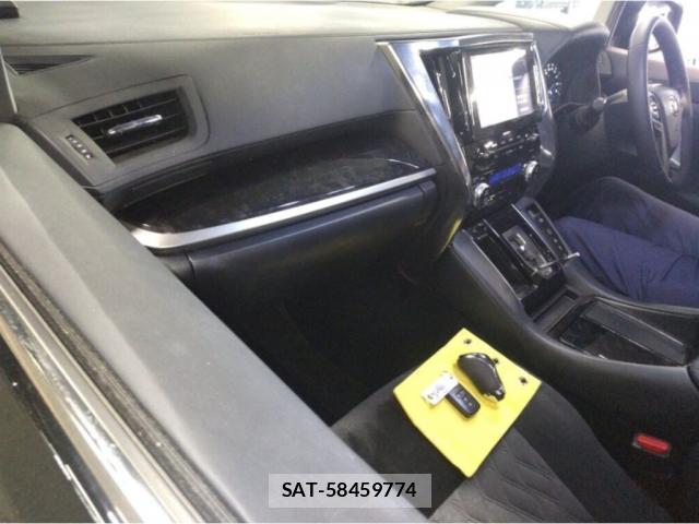 Toyota VELLFIRE 2020-03 8373079-2