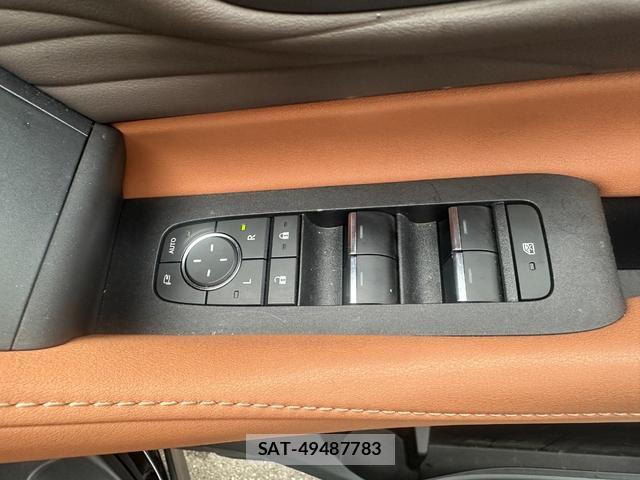 Toyota VELLFIRE 2023-09 8373993-14