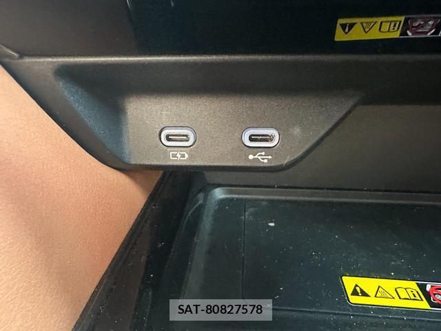 Toyota VELLFIRE 2023-12 8374006-17