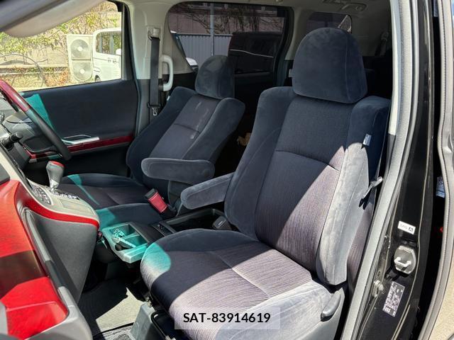 Toyota VELLFIRE 2009-04 8372660-12