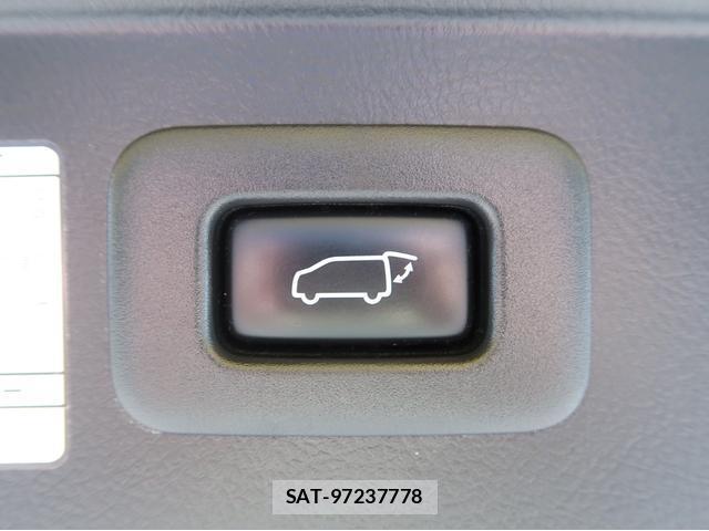 Toyota VELLFIRE 2015-11 8372684-12
