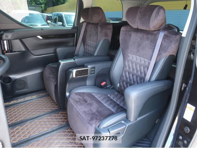 Toyota VELLFIRE 2015-11 8372684-7