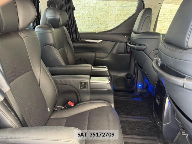 Toyota VELLFIRE 2018-01 8373338-11