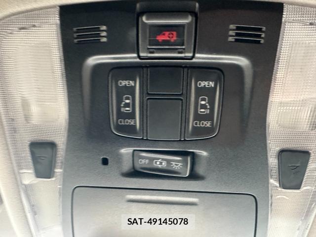Toyota VELLFIRE 2018-12 8373983-3