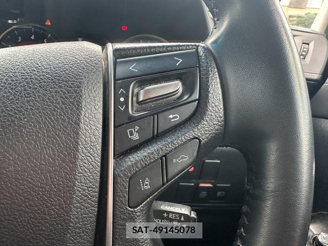 Toyota VELLFIRE 2018-12 8373983-4