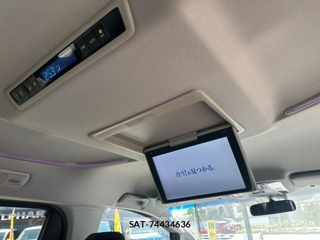 Toyota VELLFIRE 2018-07 8373987-5