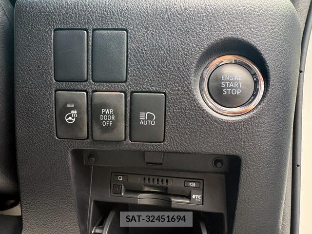 Toyota VELLFIRE 2019-12 8373996-2