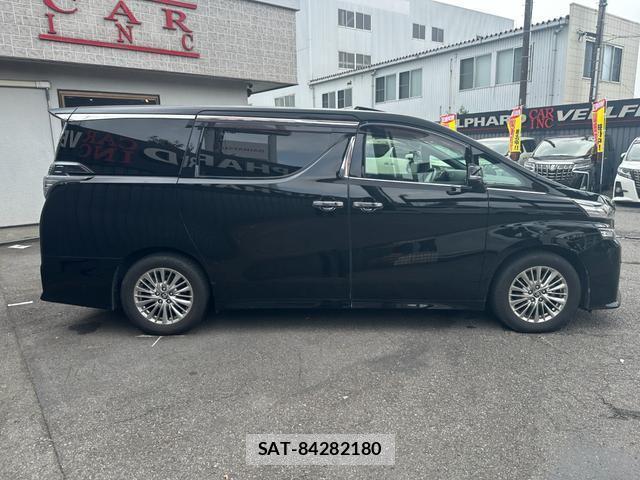Toyota VELLFIRE 2017-12 8373998-18