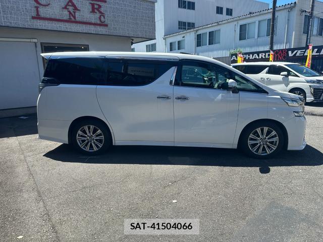 Toyota VELLFIRE 2017-02 8374002-17