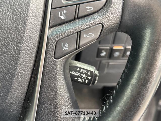 Toyota VELLFIRE 2020-10 8374007-4