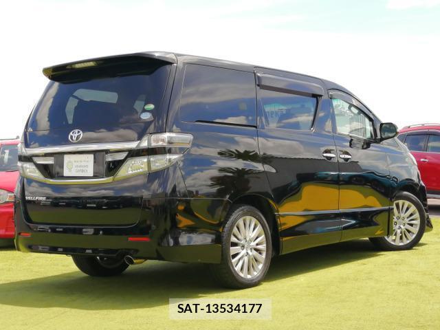 Toyota VELLFIRE 2012-05 8374036-1