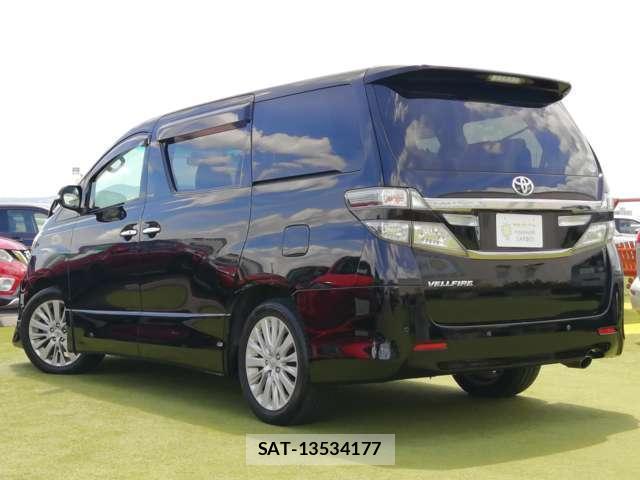 Toyota VELLFIRE 2012-05 8374036-3