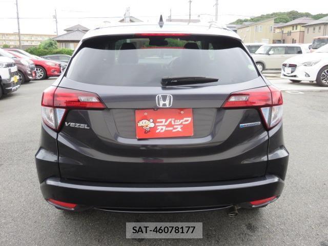 Honda VEZEL 2014-01 8372558-6