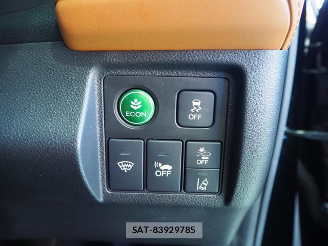 Honda VEZEL 2018-09 8372563-15