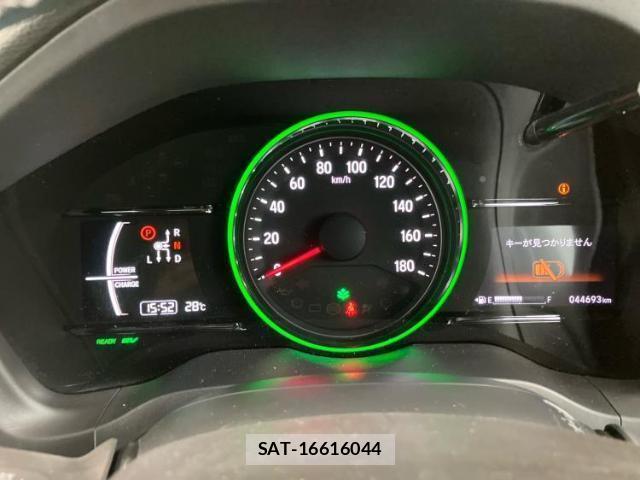 Honda VEZEL 2017-07 8372593-14