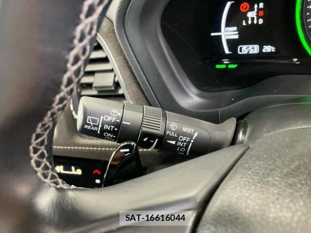 Honda VEZEL 2017-07 8372593-17