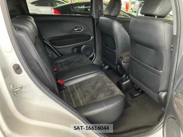 Honda VEZEL 2017-07 8372593-4