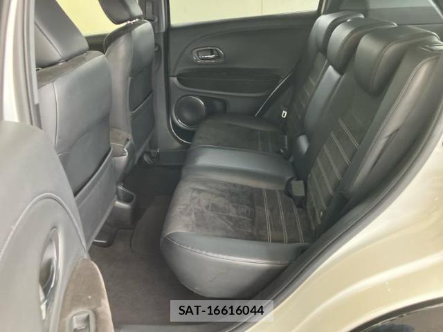 Honda VEZEL 2017-07 8372593-6