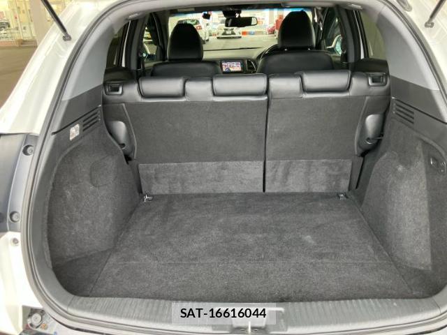 Honda VEZEL 2017-07 8372593-7