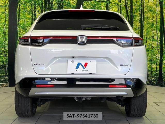 Honda VEZEL 2023-11 8372677-14